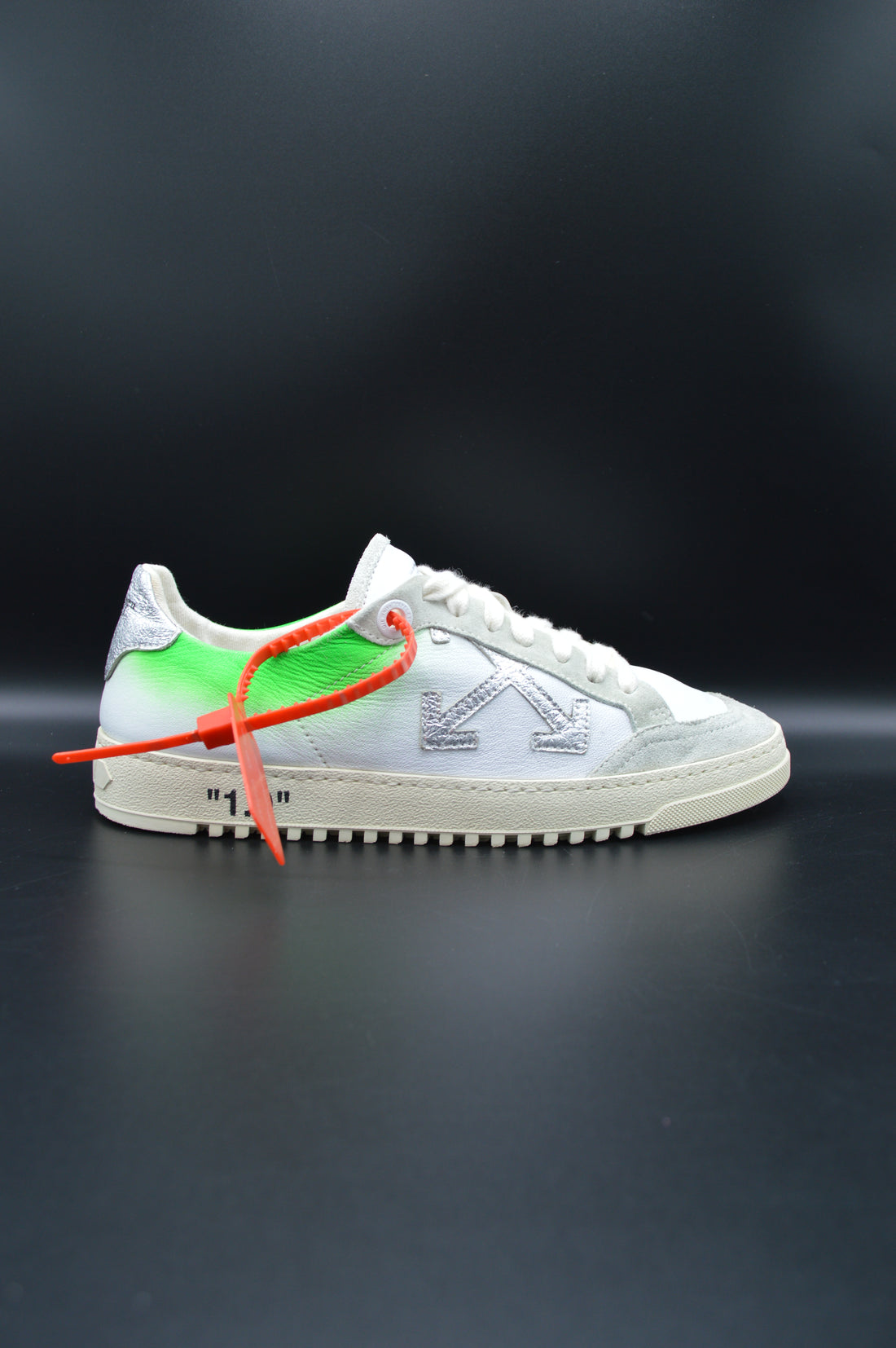 Off White 1.0 blanc / vert T39