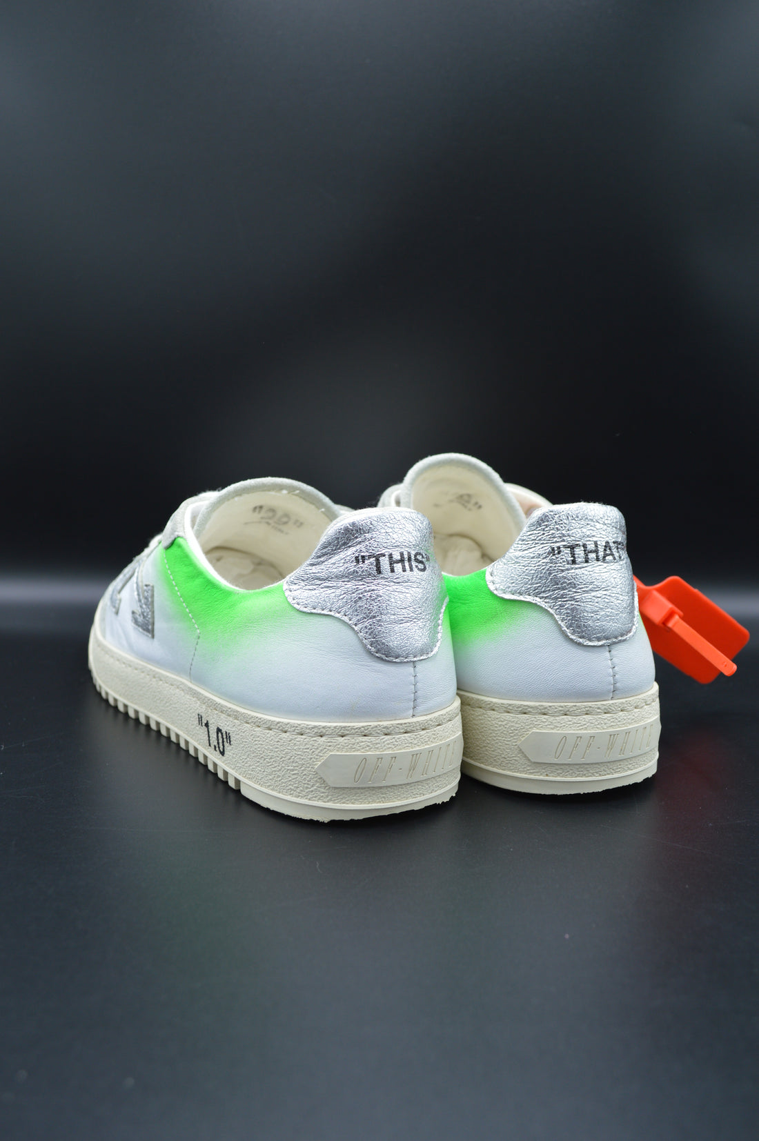 Off White 1.0 blanc / vert T39